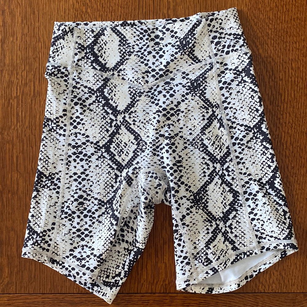 Balance Athletica Kingdom White Python Rider Short